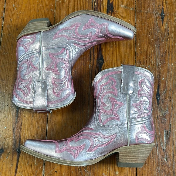 Buck and Brana Regina Ballet Boots Metallic Pink Cowboy Boots Size 8 - Picture 1 of 5